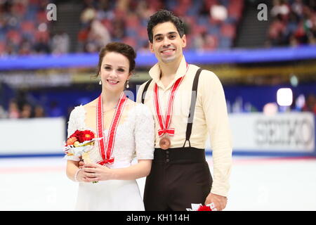 Osaka Municipal Central Gymnasium, Osaka, Japan. November 2017. Anna Cappellini & Luca Lanotte (ITA), 12. NOVEMBER 2017 - Eiskunstlauf : ISU Grand Prix der Eiskunstlauf 2017 NHK Trophy, Ice Dance Award im Osaka Municipal Central Gymnasium, Osaka, Japan. Quelle: Naoki Nishimura/AFLO/Alamy Live News Stockfoto