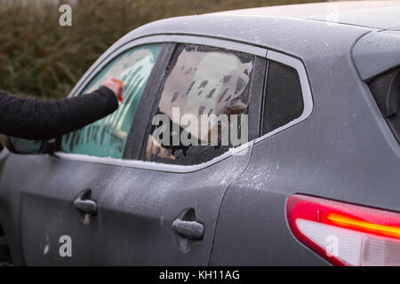 Rufford, Lancashire. UK. Wetter. 13.11.2017. Kalt Start in den Tag. Credit: MediaWorldImages/Alamy leben Nachrichten Stockfoto