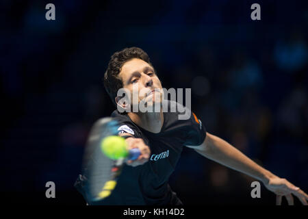 O2, London, Großbritannien. 13. November 2017. Tag 2 des Nitto ATP Finals, Abenddoppel-Match, Lukasz Kubot (POL) und Marcelo Melo (BRA) gegen Ivan Dodig (CRO) und Marcel Granollers (ESP). Quelle: Malcolm Park/Alamy Live News. Stockfoto