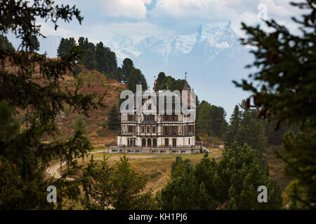 VILLA CASSEL, Riederalp, Schweiz - Sept 29, 2017: Die historischen Gebäude im viktorianischen Stil, ist heute von der UNESCO zum Pro Natura Zentrum Aletsch. Stockfoto