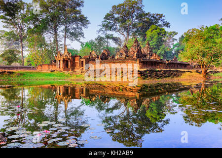 Angkor, Kambodscha. Banteay Srei (Zitadelle der Frauen) Tempel. Stockfoto