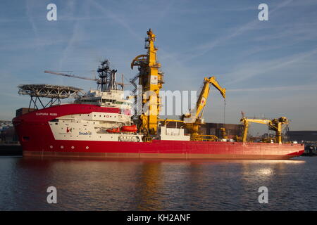 Das Kabel layer Schiff Sapura Rubi wird im Hafen von Rotterdam am 18. Januar 2016. Stockfoto