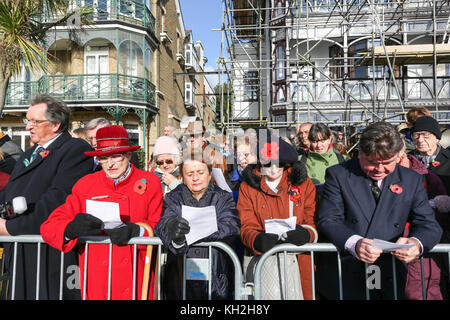 Southend, England. 12 Nov, 2017. 12 Nov, 2017. Tag der Erinnerung an das Ehrenmal, Southend. Penelope Barritt/Alamy Live News Credit: Penelope Barritt/Alamy leben Nachrichten Stockfoto