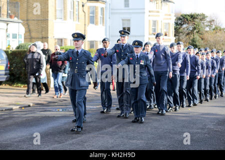 Southend, England. 12 Nov, 2017. 12 Nov, 2017. Tag der Erinnerung an das Ehrenmal, Southend. Penelope Barritt/Alamy Live News Credit: Penelope Barritt/Alamy leben Nachrichten Stockfoto