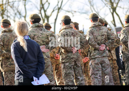 Southend, England. 12 Nov, 2017. 12 Nov, 2017. Tag der Erinnerung an das Ehrenmal, Southend. Penelope Barritt/Alamy Live News Credit: Penelope Barritt/Alamy leben Nachrichten Stockfoto