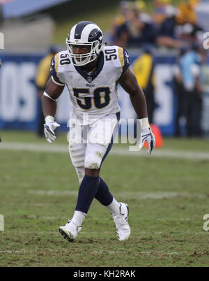 Los Angeles, CA, USA. 12 Nov, 2017. Los Angeles Rams linebacker Samson Ebukam (50) Wandern auf der Line of Scrimmage während der NFL Houston Texan vs Los Angeles Rams im Los Angeles Memorial Coliseum Los Angeles, Ca am 12. November 2017. (Absolut komplette Fotograf & Company Credit: Jevone Moore/Cal Sport Media (Netzwerk Fernsehen wenden Sie sich bitte an den zuständigen Vertriebsmitarbeiter für das Fernsehen. Credit: Csm/Alamy leben Nachrichten Stockfoto