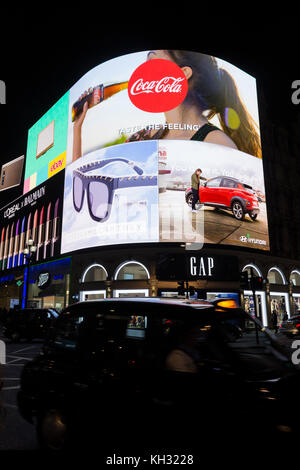 Die ikonischen Piccadilly Lichter, wissen jetzt, wie die Kurve, High-tech, state-of-the-art, Upgrade mit der größten LED-Display in Europa gehabt haben. Stockfoto