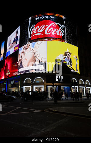 Die ikonischen Piccadilly Lichter, wissen jetzt, wie die Kurve, High-tech, state-of-the-art, Upgrade mit der größten LED-Display in Europa gehabt haben. Stockfoto