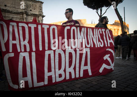 Rom, Italien. 11 Nov, 2017. Demonstration der kommunistischen Partei zur Hundertjahrfeier der sowjetischen Revolution am 11. November 2017 in Rom, Italien. Credit: Andrea ronchini/Pacific Press/alamy leben Nachrichten Stockfoto