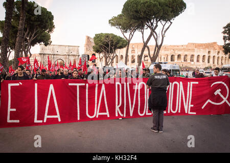 Rom, Italien. 11 Nov, 2017. Demonstration der kommunistischen Partei zur Hundertjahrfeier der sowjetischen Revolution am 11. November 2017 in Rom, Italien. Credit: Andrea ronchini/Pacific Press/alamy leben Nachrichten Stockfoto