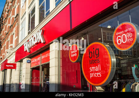 Die Außenseite des TK Maxx, 20 Charing Cross Road, London, WC2, Großbritannien Stockfoto