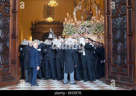 Jedes Jahr im September in Málaga der Tag der Virgen de la Victoria gefeiert wird. Der 8. September, wenn die Prozession stattfindet. Stockfoto