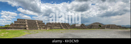 Pyramiden von Teotihuacan, Mexiko, einmal verehrt von den Azteken. Stockfoto