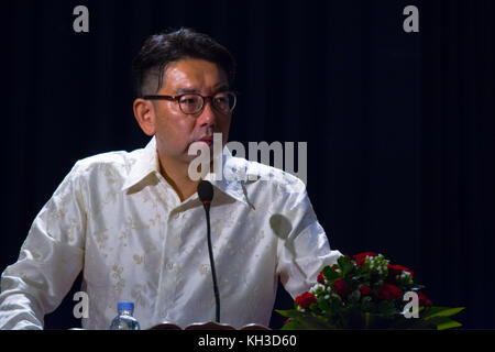 Der japanische Produzent Takashi Hirano spricht auf dem Film Making Workshop, der im Rahmen des Japanese Film Festival 2017 in Phnom Penh, Kambodscha, organisiert wird. Stockfoto