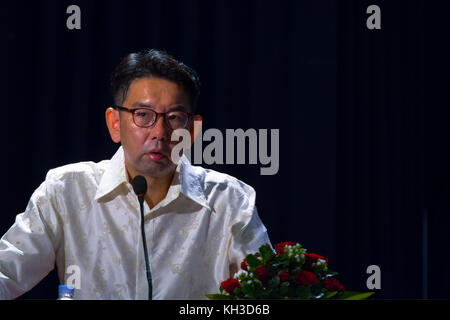 Der japanische Produzent Takashi Hirano spricht auf dem Film Making Workshop, der im Rahmen des Japanese Film Festival 2017 in Phnom Penh, Kambodscha, organisiert wird. Stockfoto