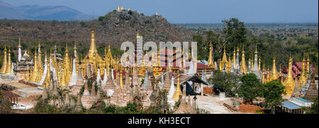 Übersicht der Shwe Inn Thein Paya Tempel-Komplex am Ithein (auch Indein) in der Nähe von Inle-See im Shan-Staat im zentralen Myanmar (Burma). Stockfoto