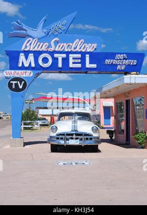 Santa Fe, New Mexico - Juli 21: Blue Motel an der historischen Route 66 Schlucken am 21. Juli 2017 in Santa Fe, New Mexico. Stockfoto