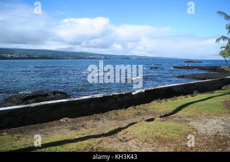 Hilo Bay von liliuokalani Gardens, Hilo, Hawaii Stockfoto