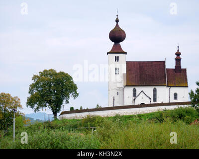 Romanische Heilig-Geist-Kirche kostol sv.Ducha in Zehra, Kosicky krajj, Slowakei, Europa UNESCO-Welterbe Stockfoto