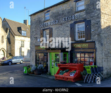 Northleach, eine klassische Cotswold Village in Gloucestershire England Großbritannien Das Cotswold Store Stockfoto