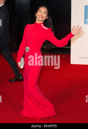 Die Gala-Vorführung der BFI LFF-Patrons von "Downsizing" fand am Odeon Leicester Square statt - Ankünfte mit: Hong Chau Where: London, Vereinigtes Königreich Wann: 13 Oct 2017 Credit: Mario Mitsis/WENN.com Stockfoto