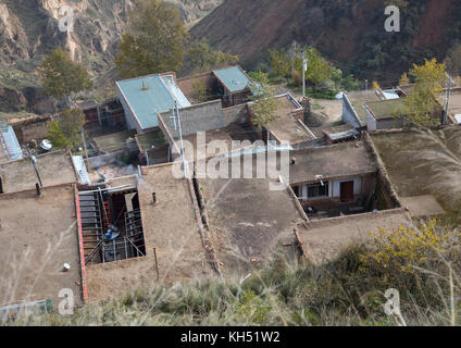 Mönche Häuser in Shachong Monastery, Provinz Qinghai, Wayaotai, China Stockfoto