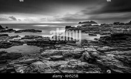 Schwarze und weiße Godrevy Leuchtturm, Cornwall Stockfoto