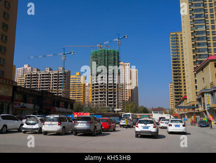 Neue Gebäude Bau im Zentrum der Stadt, in der Provinz Gansu, Linxia, China Stockfoto