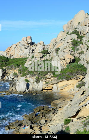 Meer in Cala Spinosa Bucht, Capo Testa, Sardinien, Italien Stockfoto