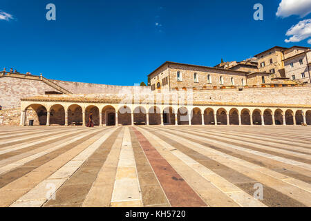 Basilika von San Francesco d'Assisi in Piazza inferiore di San Francesco in Assisi, Italien Stockfoto