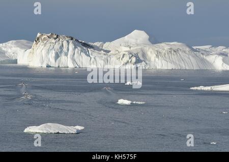 Riesige Eisberge aus Ilulissat in der Diskobucht, Grönland Stockfoto