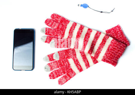 Gewebt rot Touchscreen winter handschuhe Weiß isoliert Stockfoto