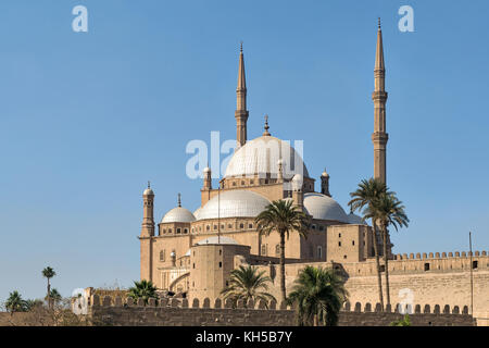 Die Große Moschee von Muhammad Ali Pascha (Alabaster Moschee), die in der Zitadelle von Kairo, Ägypten, von Muhammad Ali Pascha 1830 - 1848 beauftragt, auf Stockfoto