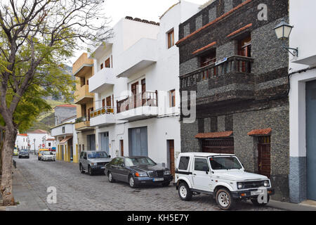 GRAN CANARIA, SPANIEN - 20. MÄRZ 2017: Die Straße von San Bartolome de Tirajana, eine ruhige Straße in San Bartolome de Tirajana. Stockfoto