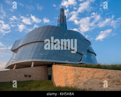 Kanadische Museum für Menschenrechte, die Gabeln National Historic Site, Winnipeg, Manitoba, Kanada. Stockfoto