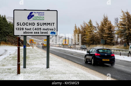 Slochd Gipfel mit den ersten Schnee des Winters 2017. Stockfoto