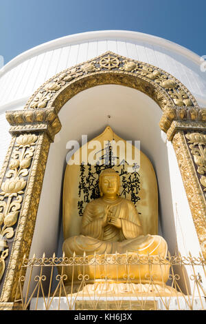 Weiße Stupa von Pokhara, Nepal Stockfoto