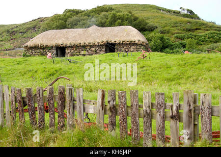 Traditionelle schottische Haus in Isle of Skye, Schottland, Großbritannien. Stockfoto