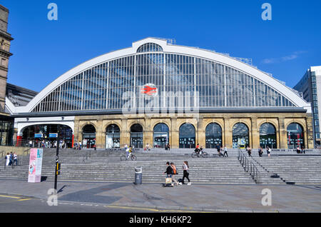 Vom Bahnhof Liverpool Lime Street, Liverpool, Großbritannien. Stockfoto