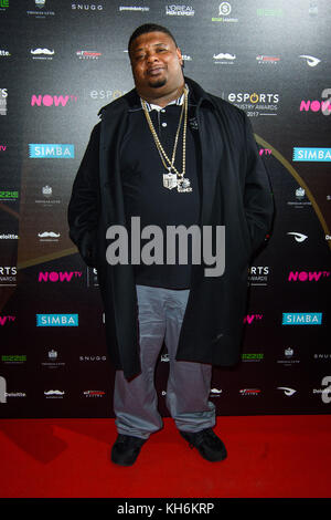 Big Narstie bei den NOW TV Esports Industry Awards 2017, in der Brauerei in London. DRÜCKEN Sie VERBANDSFOTO. Bilddatum: Montag, der 13. November 2017 Bildnachweis sollte lauten: Matt Crossick/PA Wire. Stockfoto