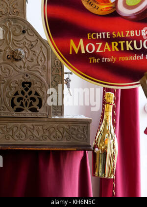 Art nouveau Cafè Schokocafe Maximilian Delikateso im Palais Palugyay am Hauptplatz Hlavne nam., Bratislava, Bratislavsky kraj, Slowakei, Europa Stockfoto