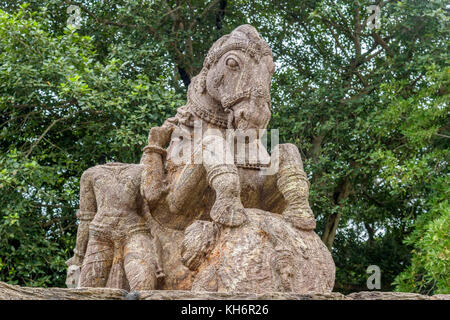 Steinbildhauerei bei Konark Sonnentempel, puri. Stockfoto