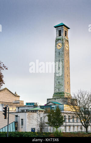 Das Civic Center 2017 Clock Tower in Southampton, England, Großbritannien Stockfoto