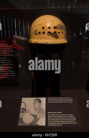 London, Großbritannien. 14 Nov, 2017. Ferrari Ausstellung 'unter die Haut' im Design Museum, London Quelle: ilpo Musto/alamy leben Nachrichten Stockfoto