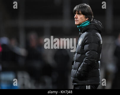 Bundestrainer Joachim Jogi Loew (Deutschland). GES./ Fussball/ DFB-Training, Köln, 13.11.2017 Fußball / Fußball: Training / Prägnanz der deutschen Nationalmannschaft, Köln, 13. November 2017 |Einsatz weltweit Stockfoto