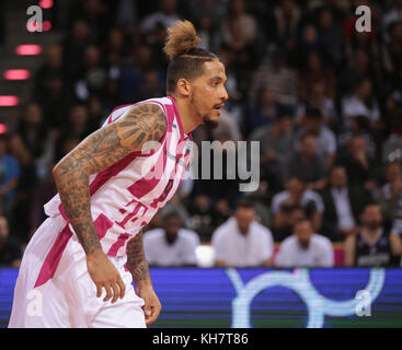 Bonn, Deutschland. November 2017. Bonn, Deutschland, 15. November 2017, Basketball Champions League, Gruppe D, Telekom Baskets Bonn vs. Besiktas Sompo Japan Istanbul: Julian Gamble (Bonn). Quelle: Jürgen Schwarz/Alamy Live News Stockfoto