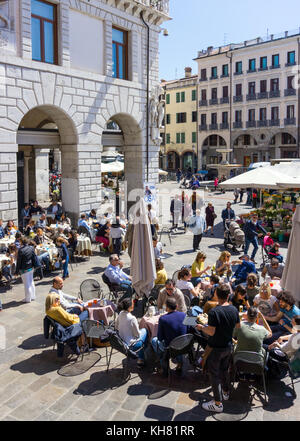 Italien, venetien, Padua, Cafe in Piazza delle Erbe Stockfoto