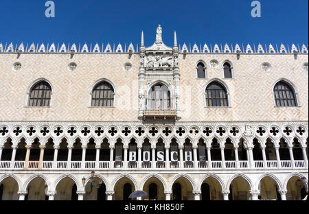 Italien, Venetien, Venedig, Herzogspalast am Markusplatz Stockfoto