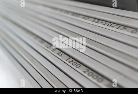 Gipsplatten in geringer Tiefenschärfe. Größe 1200 x 2000. Stockfoto