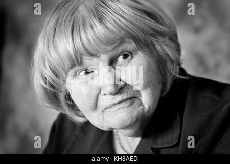 Fotograf Jane Bown (13. März 1925 - 21. Dezember 2014), B&W portrait Stockfoto